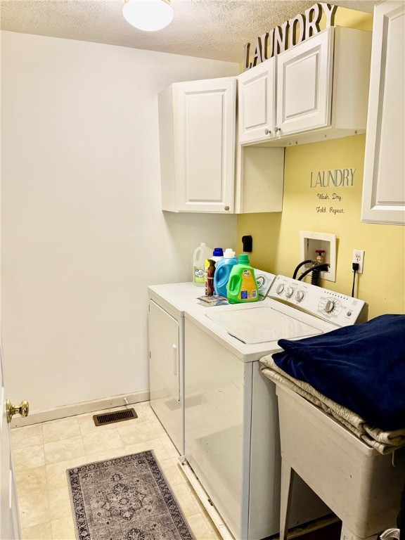 Center Twp - Bea, Pennsylvania 15001, United States, 4 Bedrooms Bedrooms, ,3 BathroomsBathrooms,Residential,Active,21671