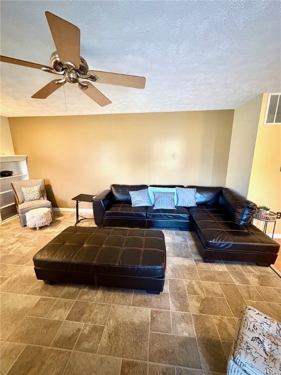 Center Twp - Bea, Pennsylvania 15001, United States, 4 Bedrooms Bedrooms, ,3 BathroomsBathrooms,Residential,Active,21671