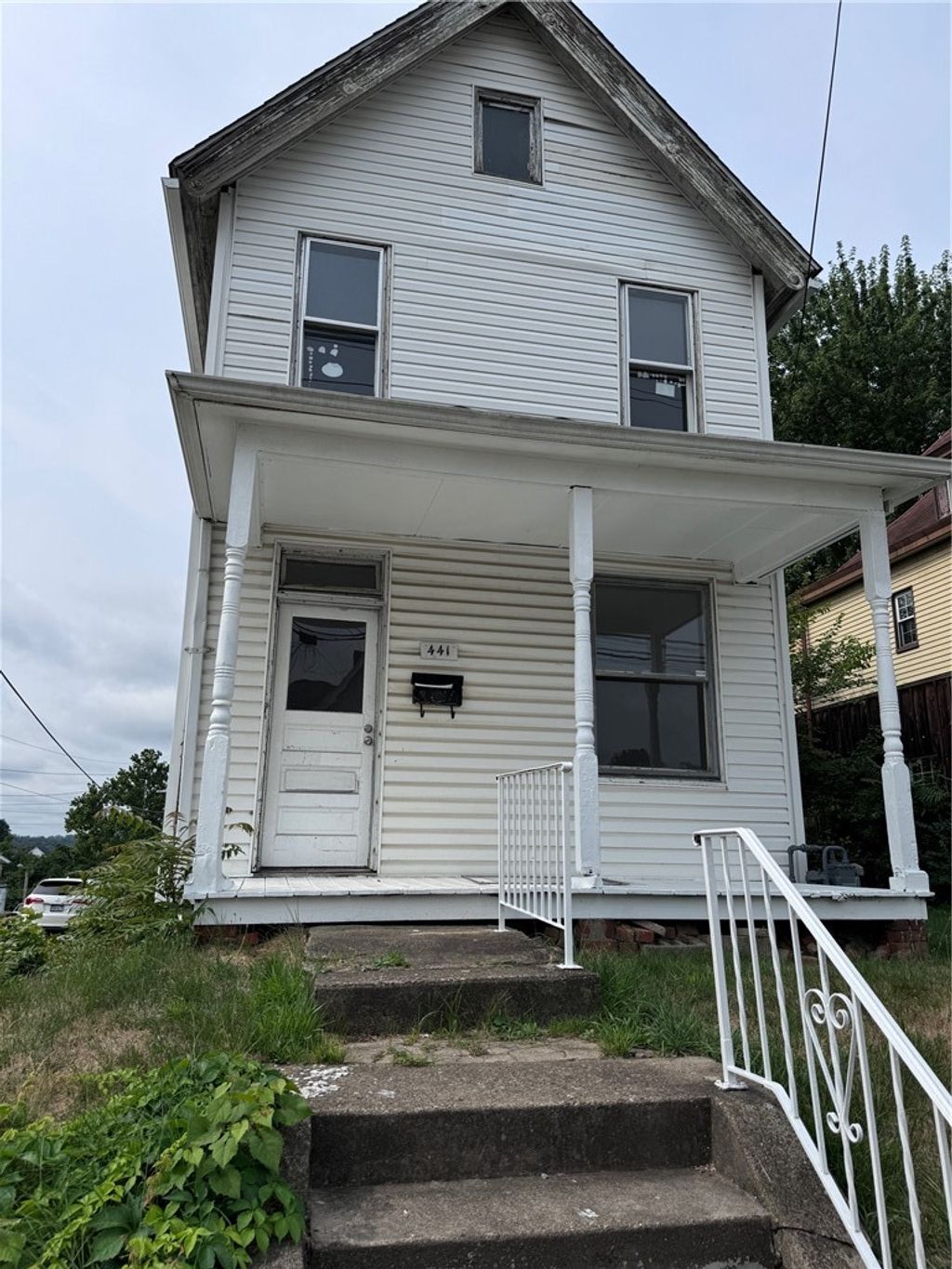 Photo of 417 5th Street, Donora, PA 15033 (MLS # 1749496)