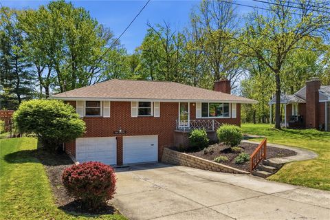 Photo of 345 Maize Dr, Pittsburgh, PA 15236 (MLS # 1752034)