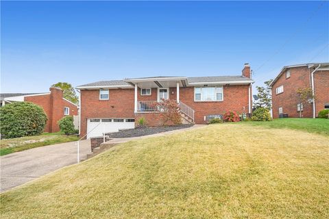 Photo of 417 Beckman Dr, Mckeesport, PA 15132 (MLS # 1727318)