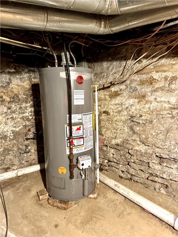 City Of But NE, Pennsylvania 16057, United States, 2 Bedrooms Bedrooms, ,1 BathroomBathrooms,Residential,Active,230500