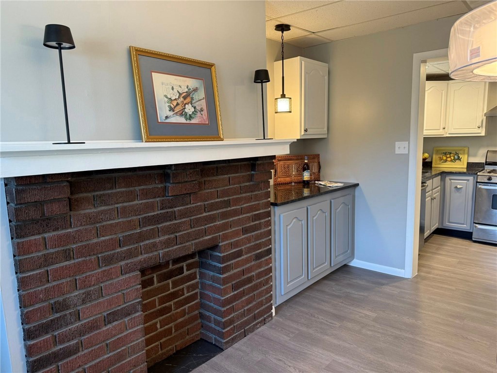 City Of But NE, Pennsylvania 16057, United States, 2 Bedrooms Bedrooms, ,1 BathroomBathrooms,Residential,Active,230500