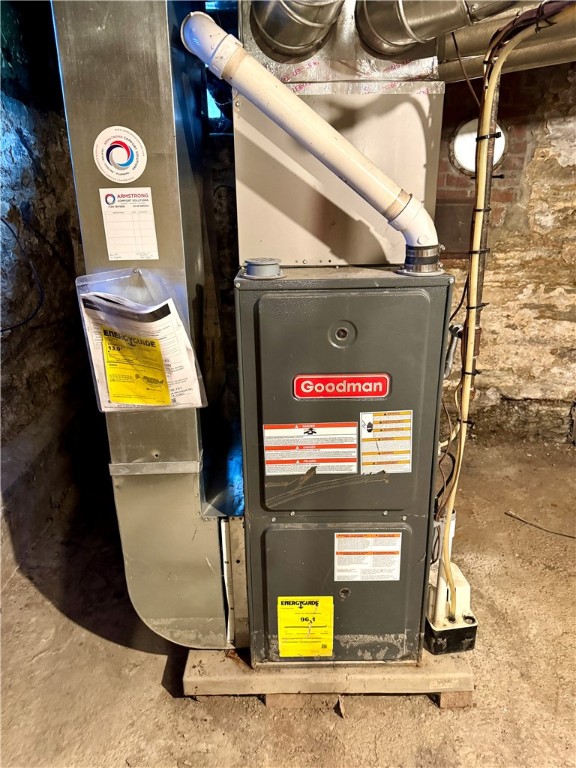 City Of But NE, Pennsylvania 16057, United States, 2 Bedrooms Bedrooms, ,1 BathroomBathrooms,Residential,Active,230500