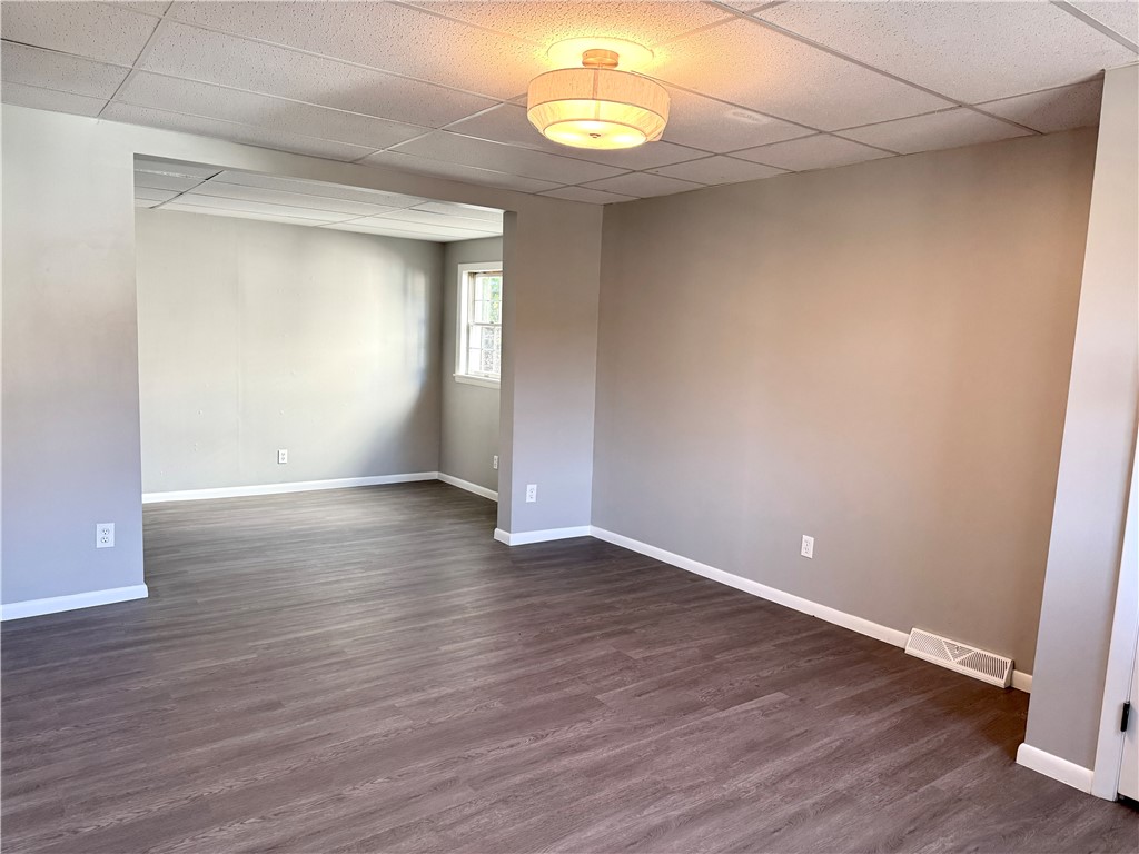 City Of But NE, Pennsylvania 16057, United States, 2 Bedrooms Bedrooms, ,1 BathroomBathrooms,Residential,Active,230500