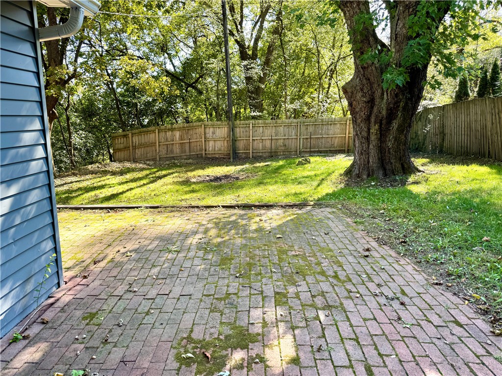 City Of But NE, Pennsylvania 16057, United States, 2 Bedrooms Bedrooms, ,1 BathroomBathrooms,Residential,Active,230500