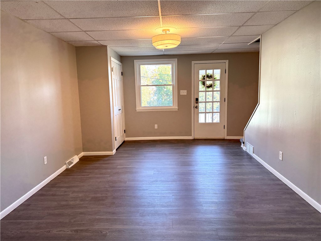 City Of But NE, Pennsylvania 16057, United States, 2 Bedrooms Bedrooms, ,1 BathroomBathrooms,Residential,Active,230500