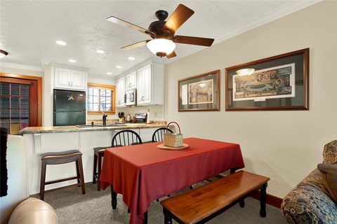 Condominium in Hidden Valley PA 1138 Tanyard Ln 5.jpg