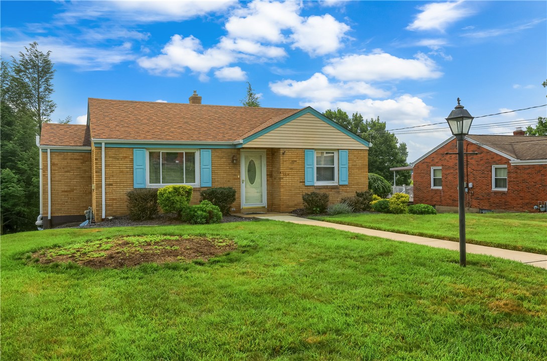 9144 Saginaw Dr
