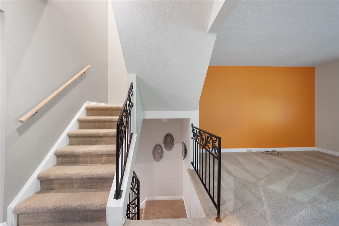 Monroeville, Pennsylvania 15146, United States, 2 Bedrooms Bedrooms, ,3 BathroomsBathrooms,Residential,Active,149804