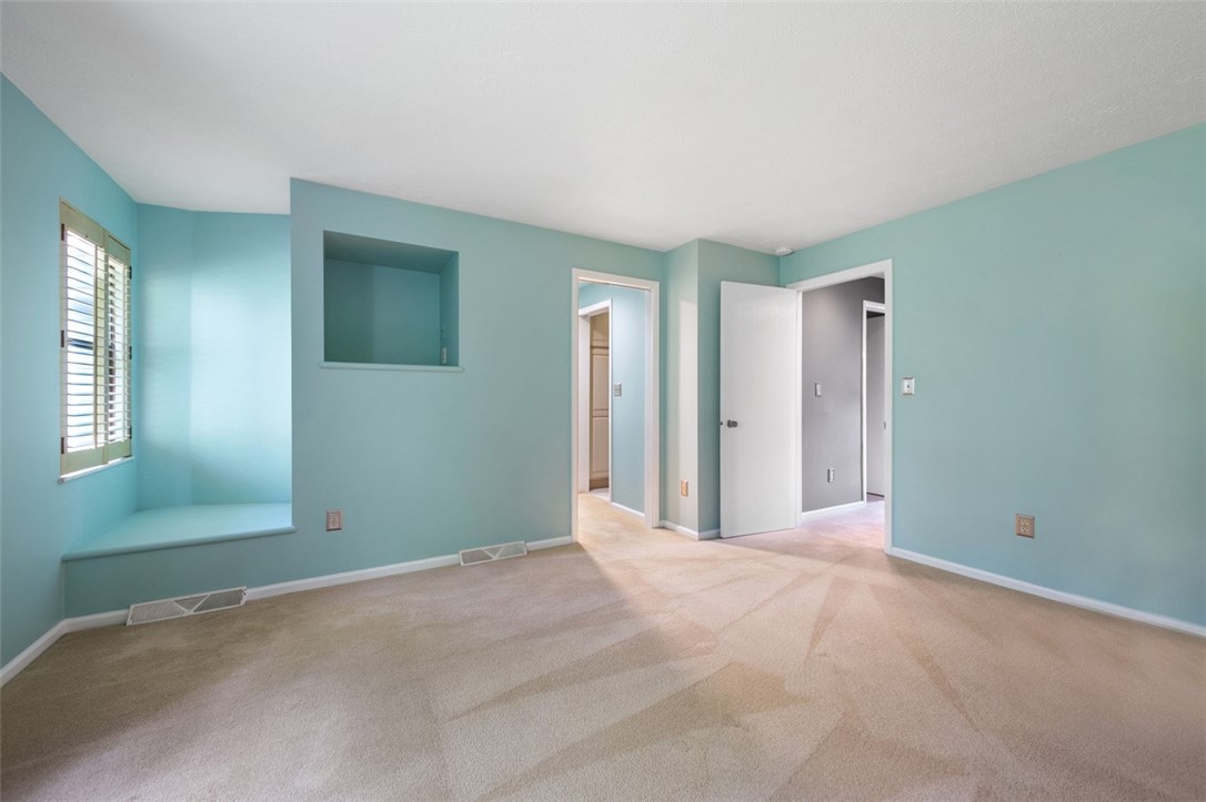 Monroeville, Pennsylvania 15146, United States, 2 Bedrooms Bedrooms, ,3 BathroomsBathrooms,Residential,Active,149804