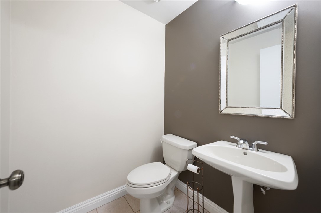 Monroeville, Pennsylvania 15146, United States, 2 Bedrooms Bedrooms, ,3 BathroomsBathrooms,Residential,Active,149804