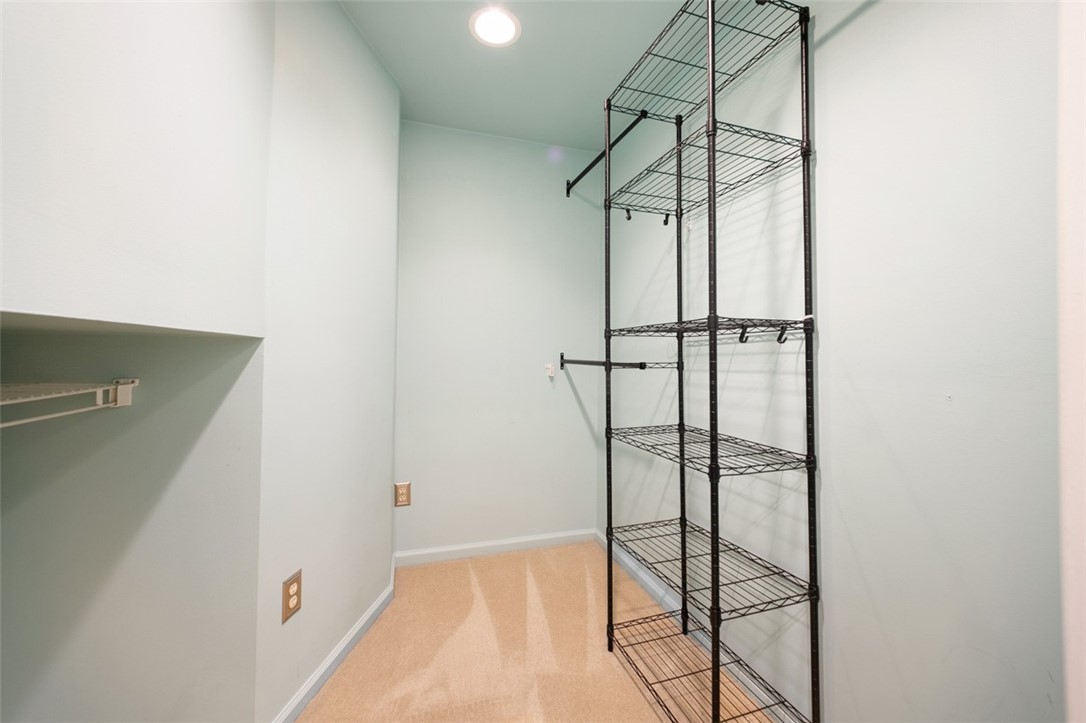 Monroeville, Pennsylvania 15146, United States, 2 Bedrooms Bedrooms, ,3 BathroomsBathrooms,Residential,Active,149804