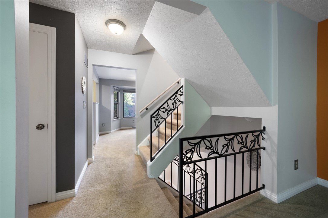 Monroeville, Pennsylvania 15146, United States, 2 Bedrooms Bedrooms, ,3 BathroomsBathrooms,Residential,Active,149804