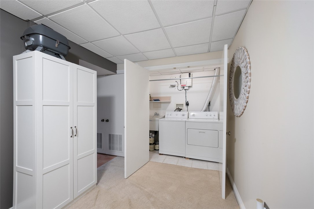 Monroeville, Pennsylvania 15146, United States, 2 Bedrooms Bedrooms, ,3 BathroomsBathrooms,Residential,Active,149804