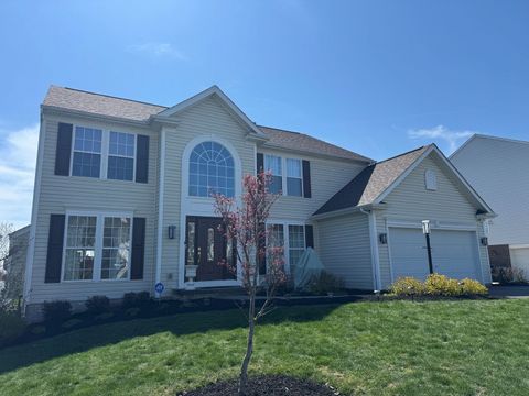 Photo of 1140 Balkan Dr, Pittsburgh, PA 15239 (MLS # 1748731)