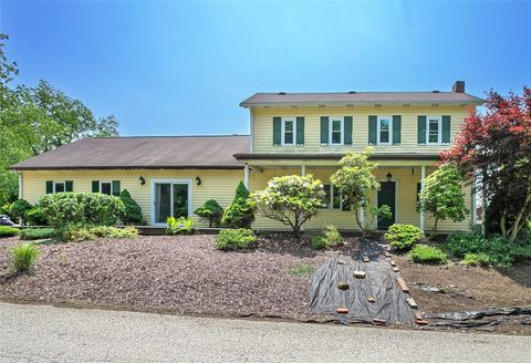 228 Wolfe Lane Irwin PA 15642
