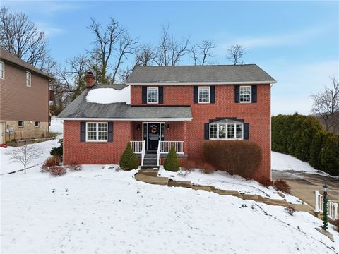 Photo of 571 Cedar Glenn Dr, Irwin, PA 15642 (MLS # 1735935)