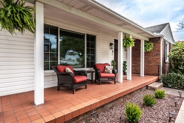 107 Cedar Rd