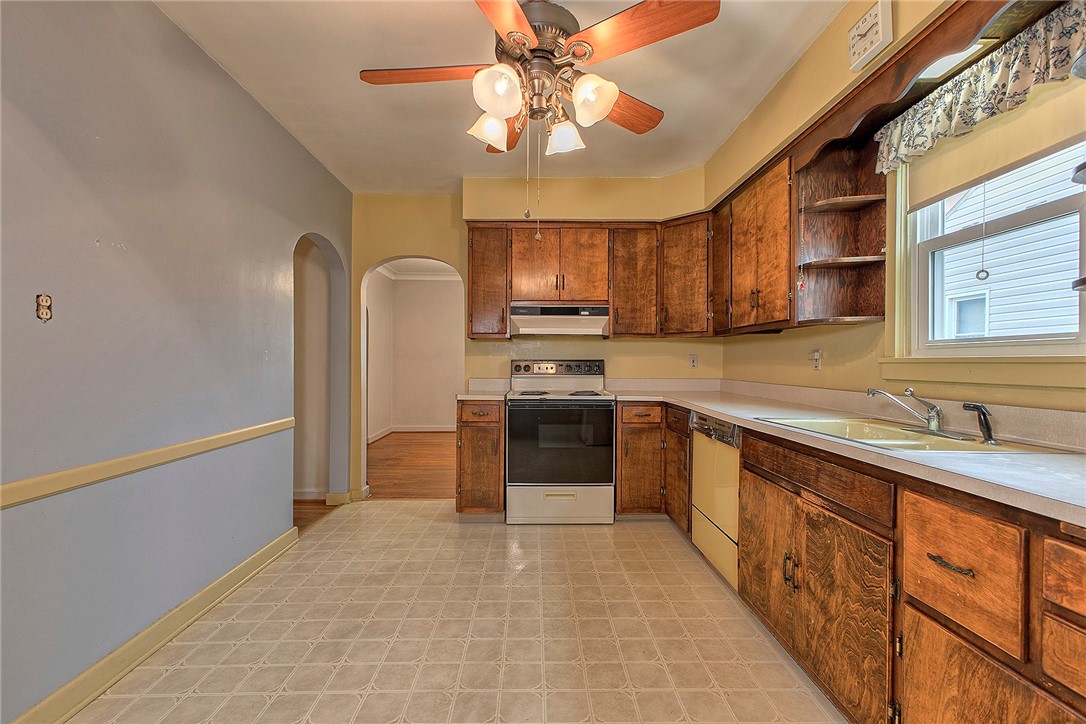 28 E Monroe St St, Latrobe, Pennsylvania image 11