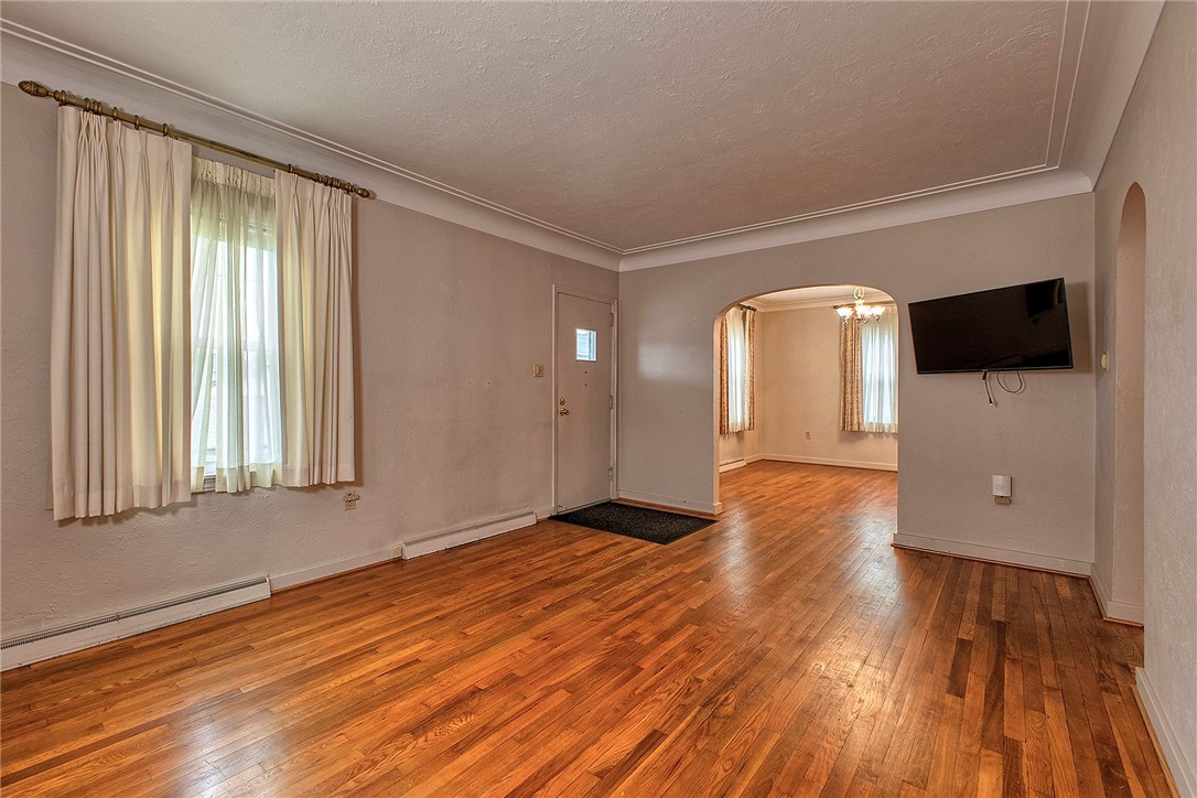 28 E Monroe St St, Latrobe, Pennsylvania image 5