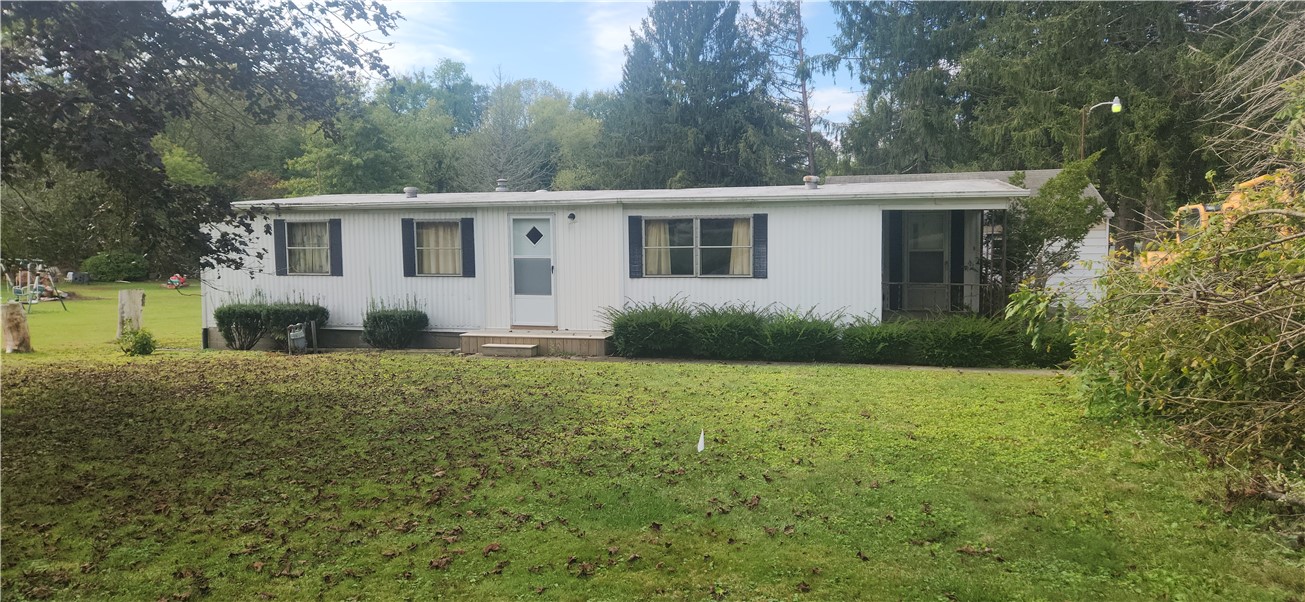 Jamestown, Pennsylvania 16134, United States, 3 Bedrooms Bedrooms, ,3 BathroomsBathrooms,Residential,Active,218481