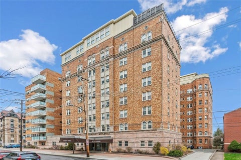 Apartment For Rent - 144 N Dithridge St St #702<br/> Oakland, PA 15213