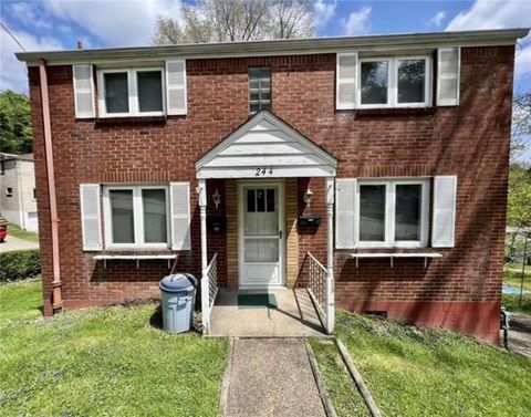 Photo of 244 Frankfort Ave #1, Pittsburgh, PA 15229 (MLS # 1738268)