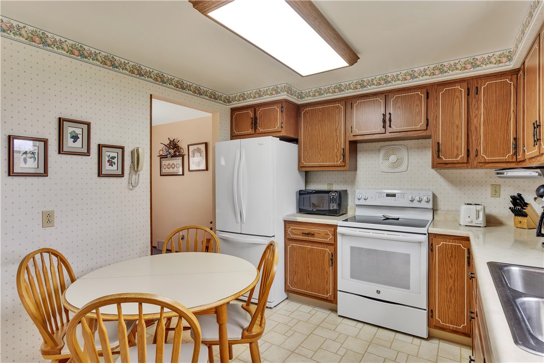 5752 Wilson Drive Dr, Bethel Park, Pennsylvania image 7