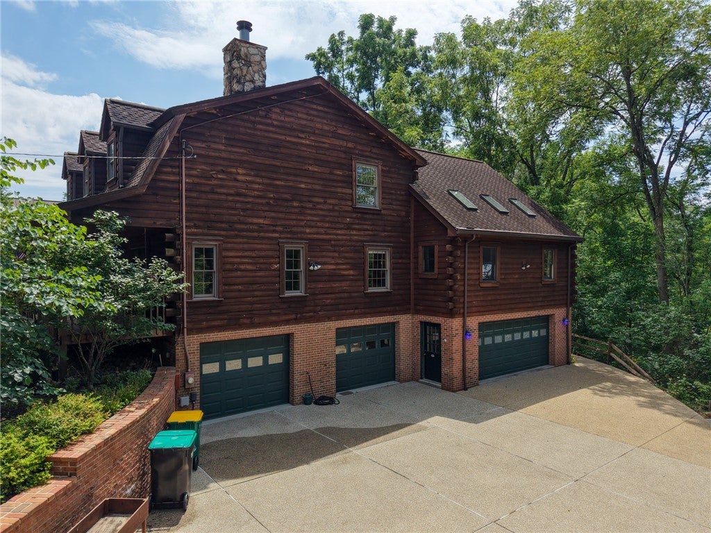 2978 HABERLEIN ROAD