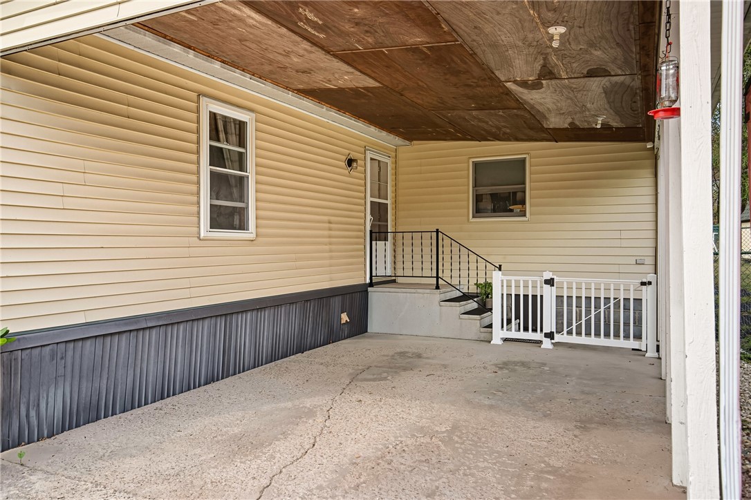 Summit Twp, Pennsylvania 15552, United States, 4 Bedrooms Bedrooms, ,2 BathroomsBathrooms,Residential,Active,223150