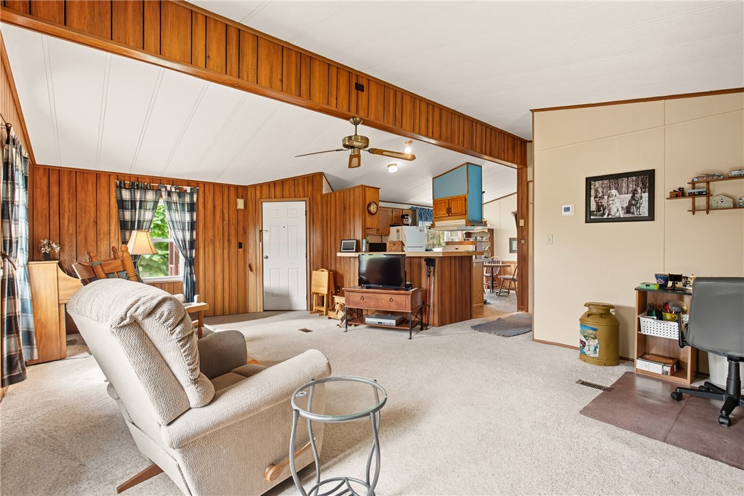 Summit Twp, Pennsylvania 15552, United States, 4 Bedrooms Bedrooms, ,2 BathroomsBathrooms,Residential,Active,223150