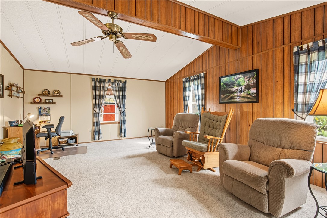 Summit Twp, Pennsylvania 15552, United States, 4 Bedrooms Bedrooms, ,2 BathroomsBathrooms,Residential,Active,223150