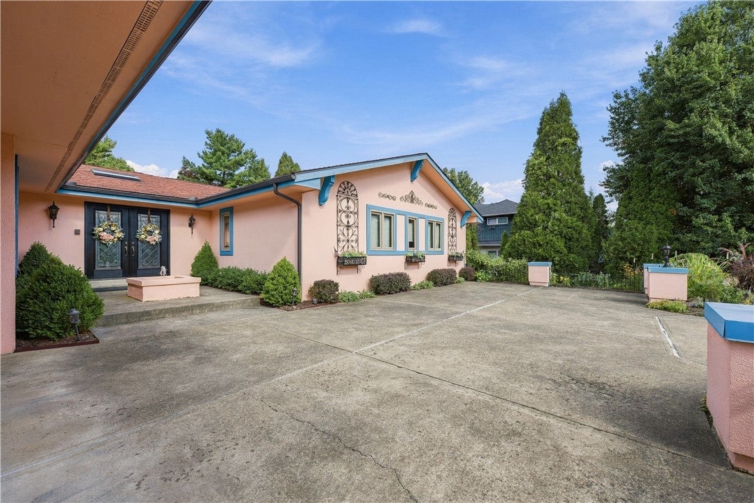 1803 S Villa Drive