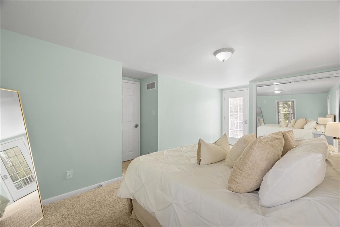 Forward Twp - But, Pennsylvania 16053, United States, 5 Bedrooms Bedrooms, ,5 BathroomsBathrooms,Residential,Active,43421