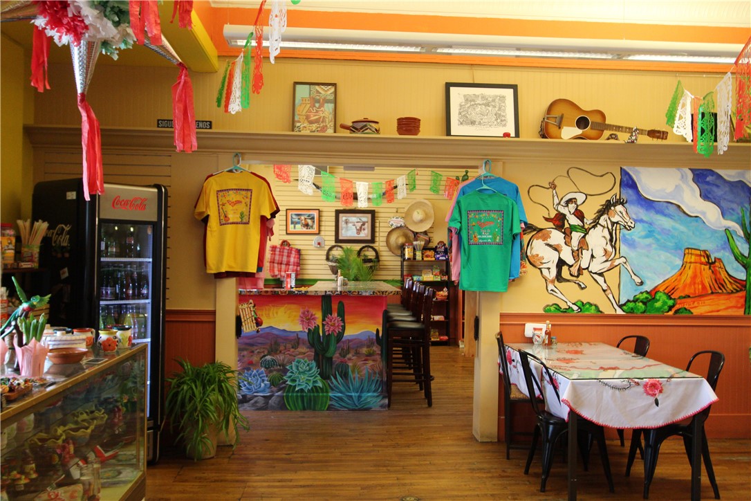 105 E Main St