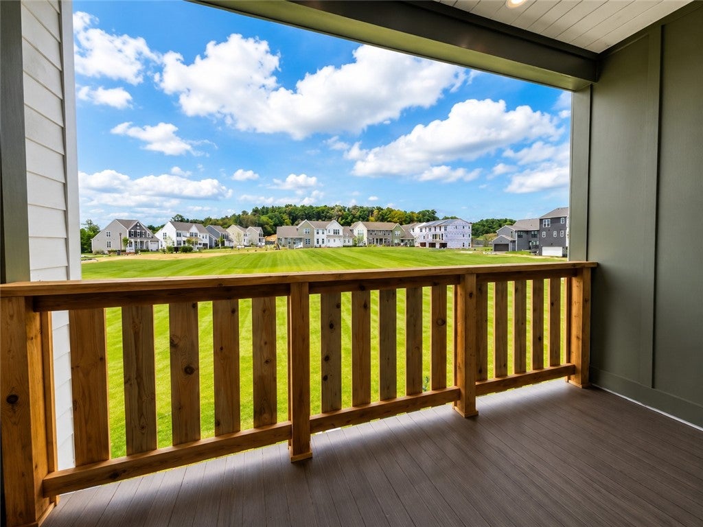 307 Palisade Way