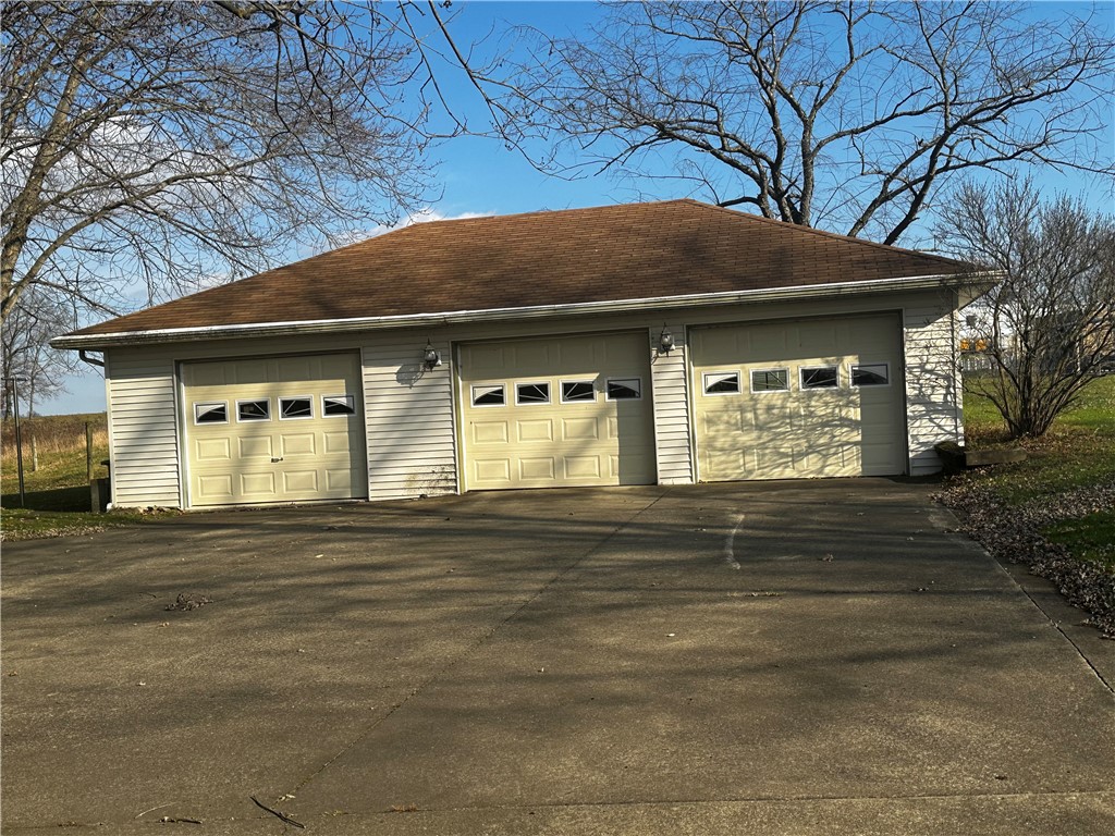 4076 Seneca Rd Rd, South Pymatuning Twp, Kentucky image 3