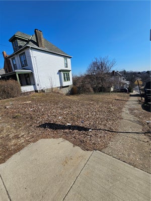 1329 ROCKLAND AVE, PITTSBURGH, PA 15216 - Image afef3d84bfad965c86c6dfb09199b81f/2814835331