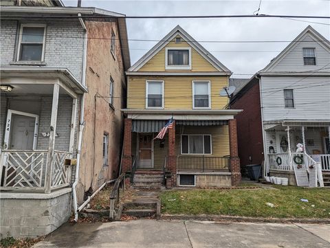 Single Family Residence in Brownsville PA 722 Water St St.jpg