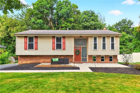 Homes For Sale - 4714 Woodlake Dr Dr<br/> West Deer, PA 15101