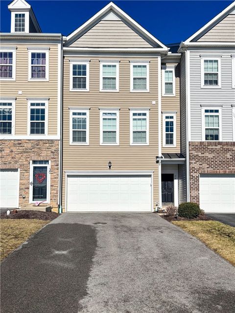 Photo of 28 Remington Dr, Washington, PA 15301 (MLS # 1740850)