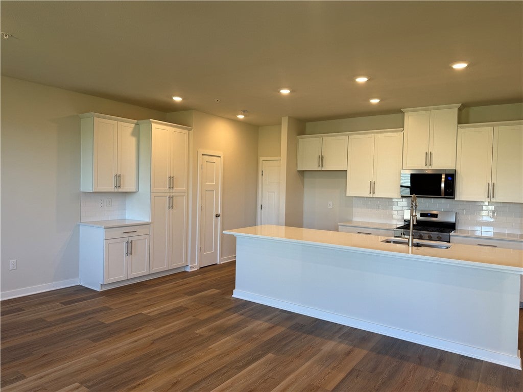 1001 Darcy Dr