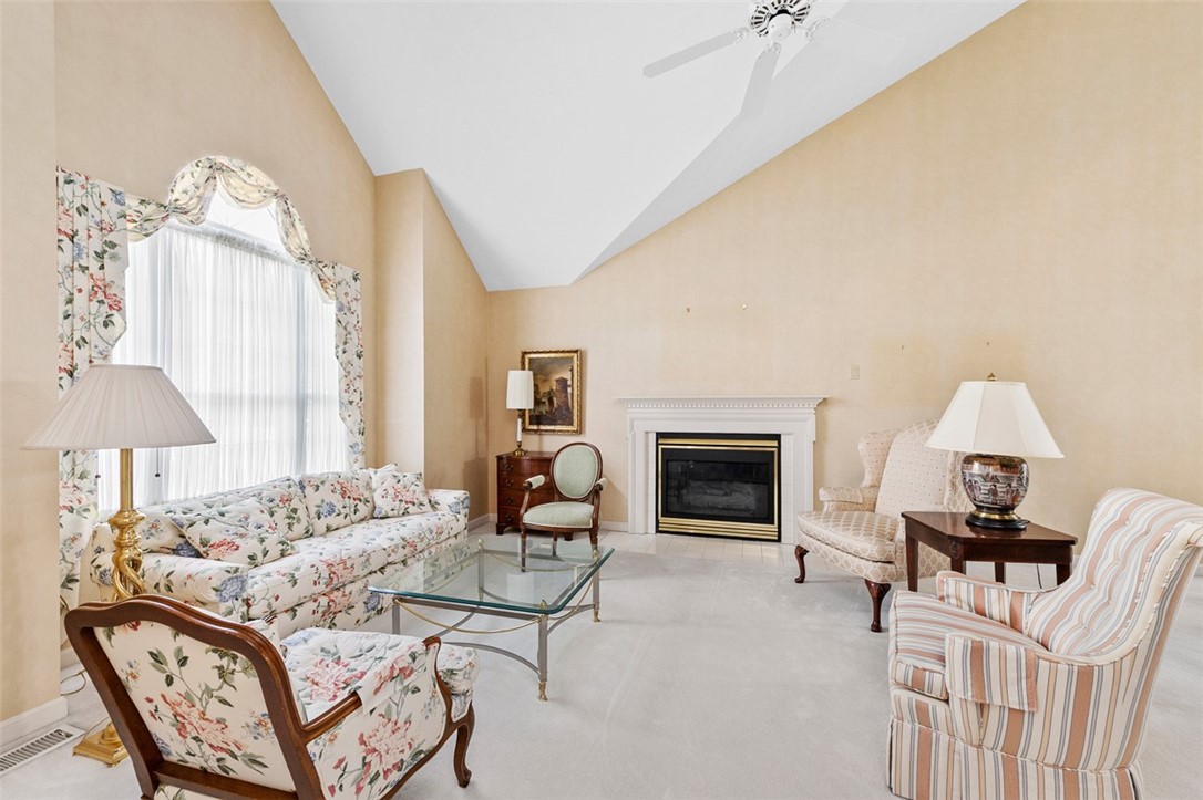 Murrysville, Pennsylvania 15668, United States, 3 Bedrooms Bedrooms, ,3 BathroomsBathrooms,Residential,Active,191680