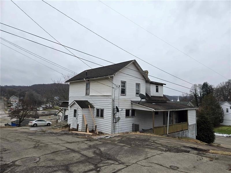 104 Forrest St