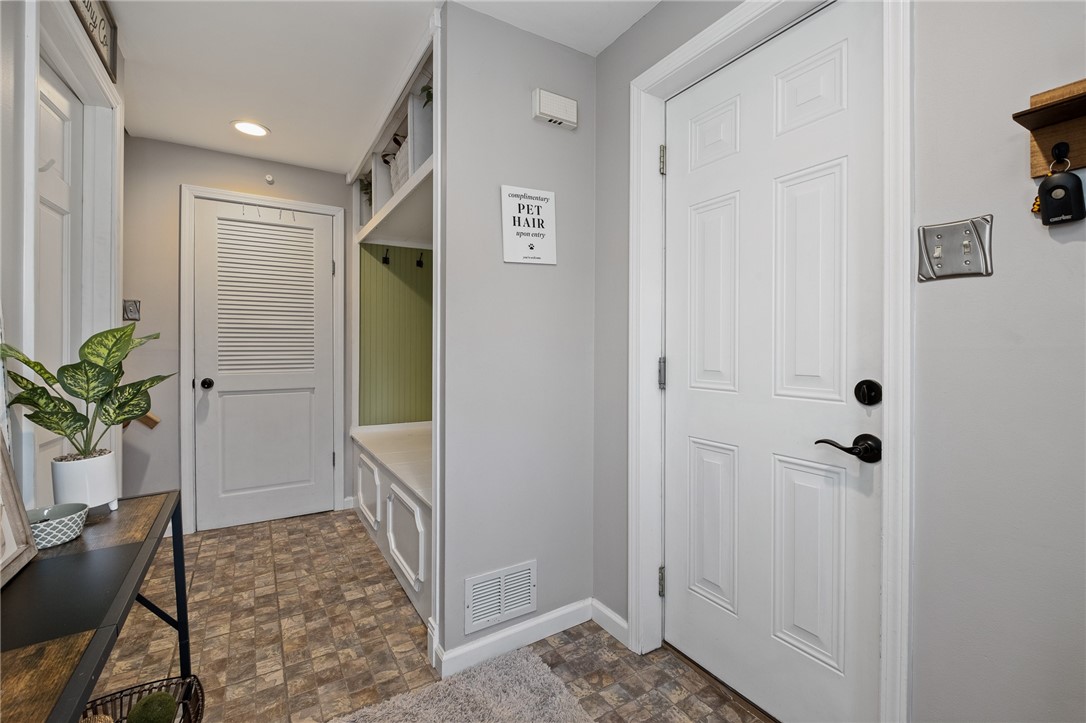 765 Tralee Dr Dr, Bethel Park, Pennsylvania image 2