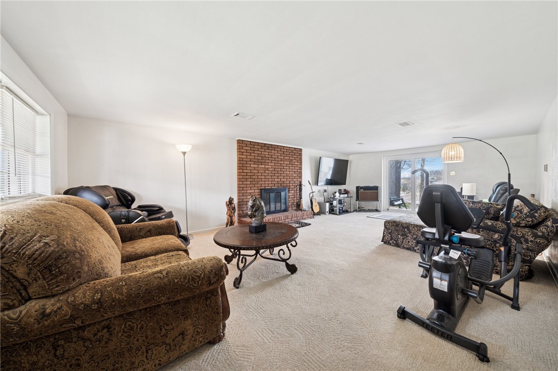 5000 Holly Court Ct, Murrysville, Pennsylvania image 2