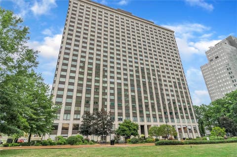 Photo for 320 Fort Duquesne Blvd 7N