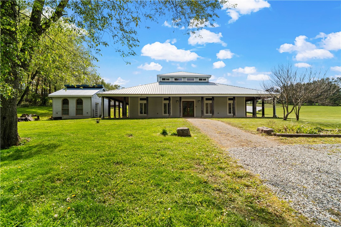 596 Wulfert Rd