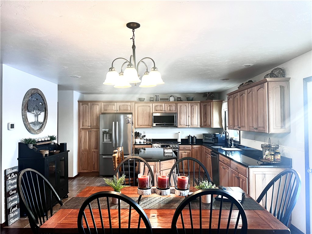 Derry Twp, Pennsylvania 15670, United States, 3 Bedrooms Bedrooms, ,3 BathroomsBathrooms,Residential,Pending,1669